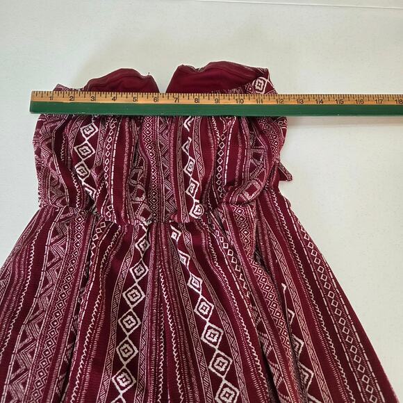 Daytrip Red White Shorts Romper Woman's Size Small - Picture 5 of 5